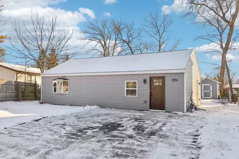 25425 W Arcade Dr, Lake Villa, IL 60046