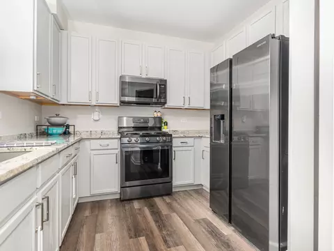 Kitchen - 1121 Clover Dr, Minooka, IL 60447 photo 3 of 3