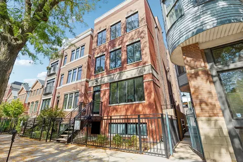 1514 W Ohio St #2, Chicago, IL 60642