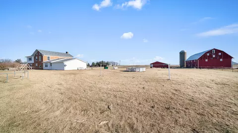 11015 W Haldane Rd, Polo, IL 61064
