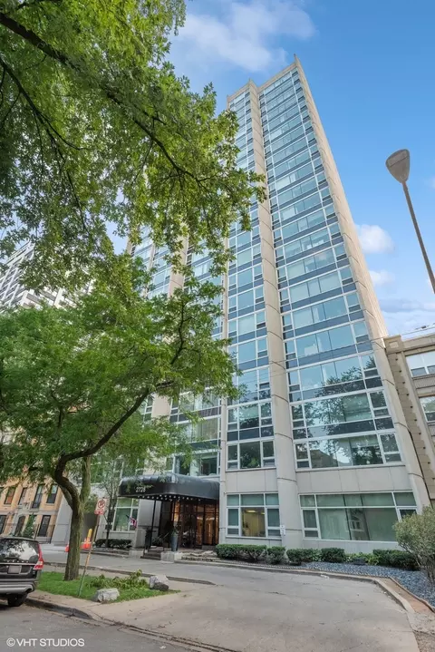 2728 N Hampden Ct #1610, Chicago, IL 60614
