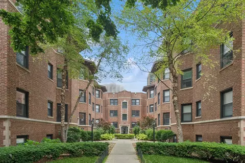 530 W Cornelia Ave #1S, Chicago, IL 60657