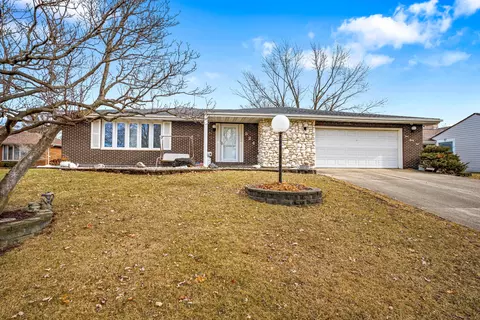 324 Rebecca Rd, Joliet, IL 60435