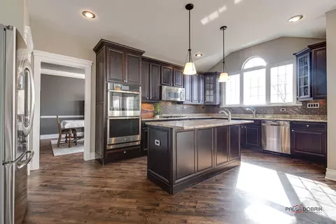 3515 Tournament Dr, Elgin, IL 60124 photo 18
