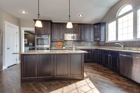 3515 Tournament Dr, Elgin, IL 60124 photo 16