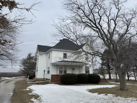 5975 E 1250 North Rd, Gridley, IL 61744