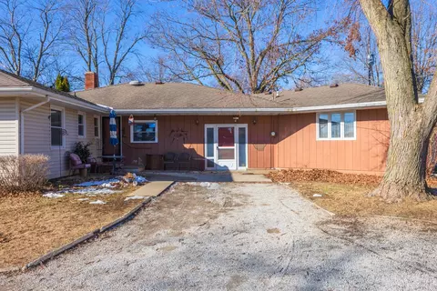 911 Warren St, Chenoa, IL 61726 photo 30