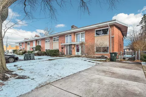 6731 N Monticello Ave, Lincolnwood, IL 60712