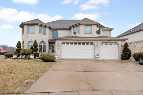 18403 Dartry Dr, Country Club Hills, IL 60478
