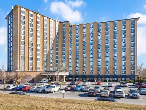1 Renaissance Pl #1217, Palatine, IL 60067