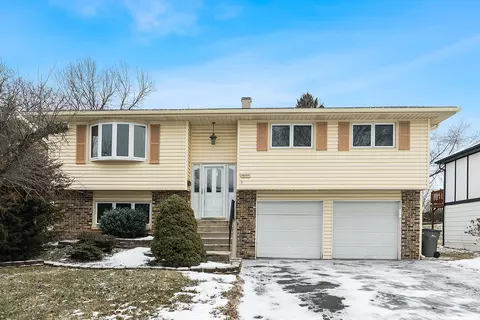14807 Holly Ct, Orland Park, IL 60462