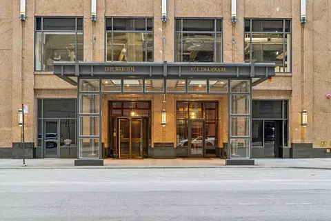57 E Delaware Pl #1602, Chicago, IL 60611