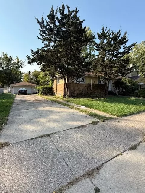 1037 E 142nd St, Dolton, IL 60419 photo 4