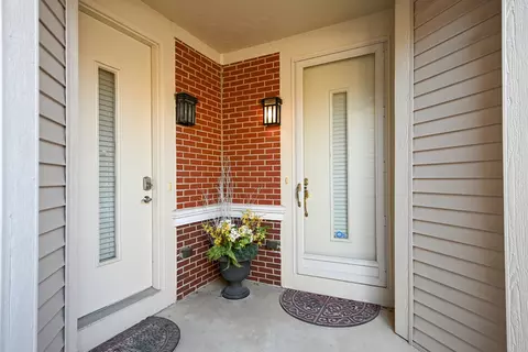 3350 Rosecroft Ln, Naperville, IL 60564 photo 3