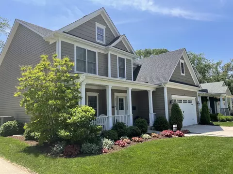 812 E Indiana St, Wheaton, IL 60187 photo 33