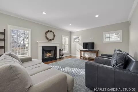 812 E Indiana St, Wheaton, IL 60187 photo 11