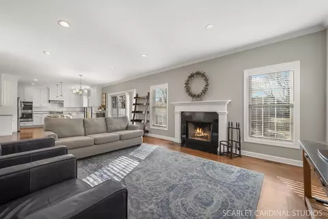 812 E Indiana St, Wheaton, IL 60187 photo 12