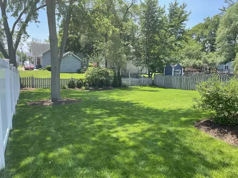 812 E Indiana St, Wheaton, IL 60187 photo 30