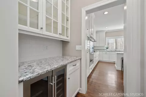 812 E Indiana St, Wheaton, IL 60187 photo 5