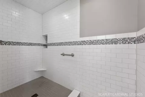 812 E Indiana St, Wheaton, IL 60187 photo 16