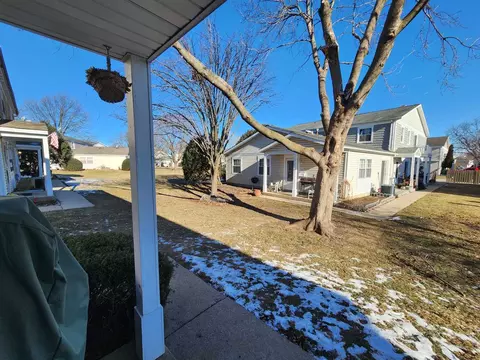 677 Cleo Ct, Wheeling, IL 60090 photo 25