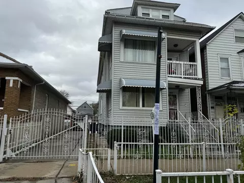 8528 S Exchange Ave, Chicago, IL 60617