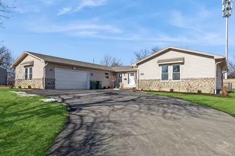 24604 W Miller Rd, Barrington, IL 60010