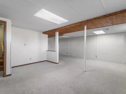 1092 Winborne St, Davis, IL 61019 photo 18