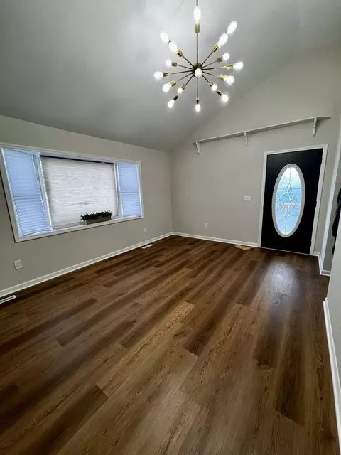 Living - 4611 Prairie Ave, Mchenry, IL 60050 photo 1 of 2