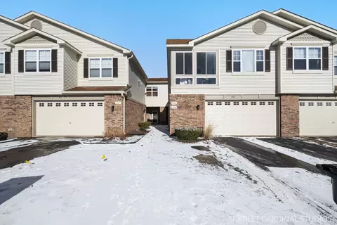 410 Chesterfield Ct, Oswego, IL 60543