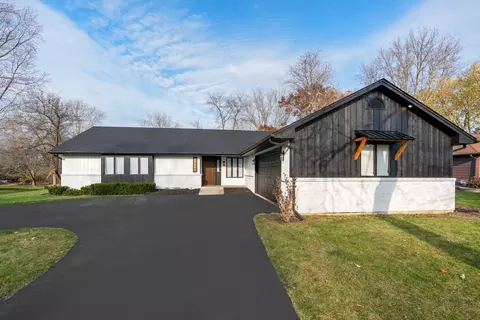 1915 Annettes Cir, Sugar Grove, IL 60554