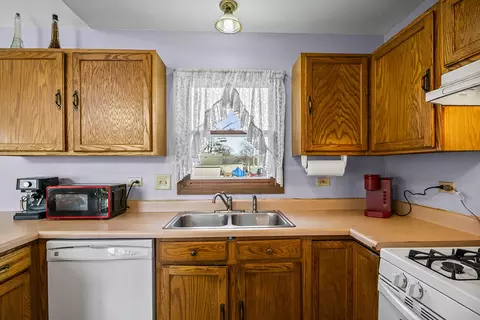 Kitchen - 2260 South St, Elgin, IL 60123 photo 3 of 3