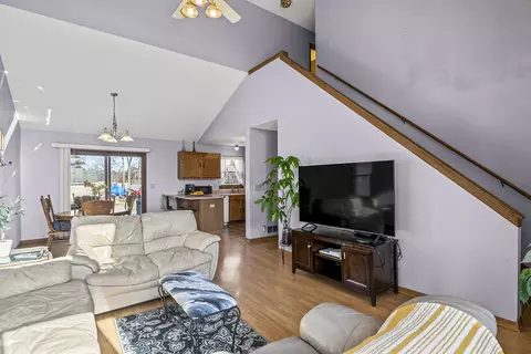 Living - 2260 South St, Elgin, IL 60123 photo 2 of 3