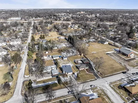 View/Area - 2260 South St, Elgin, IL 60123 photo 4 of 5