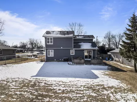 Exterior - 2260 South St, Elgin, IL 60123 photo 2 of 5