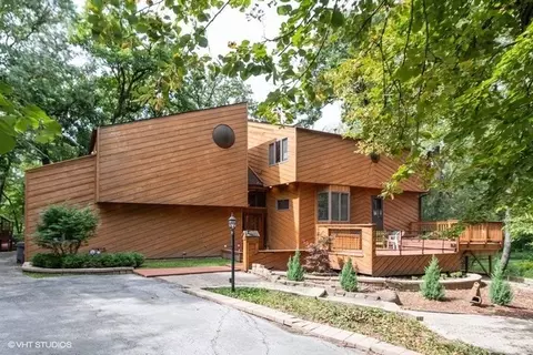 Exterior - 42 Danube Way, Olympia Fields, IL 60461 photo 3 of 4