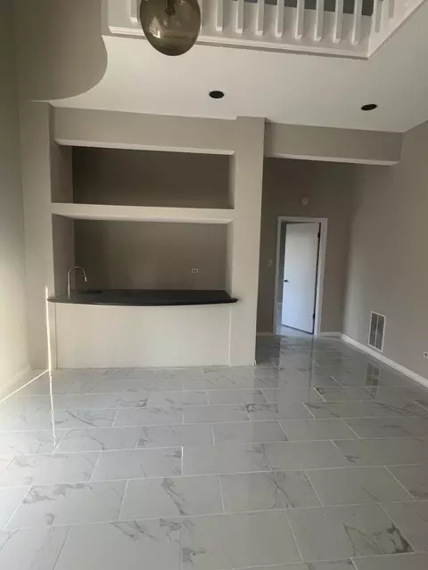 Living - 42 Danube Way, Olympia Fields, IL 60461 photo 3 of 9