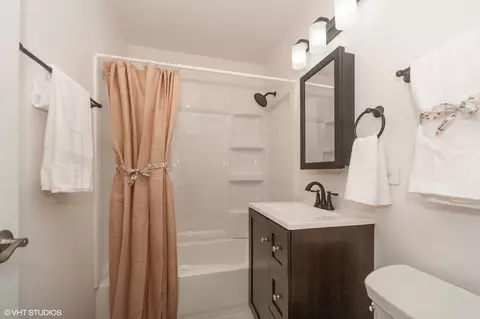 1430 Sandstone Dr #102, Wheeling, IL 60090 photo 9