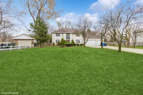1329 S Roselle Rd, Schaumburg, IL 60193