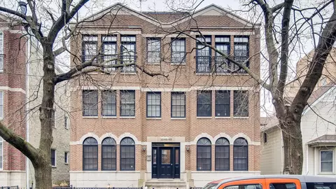 3046 N Oakley Ave #1S, Chicago, IL 60618