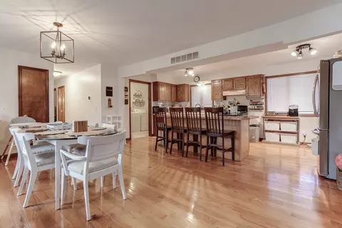16320 S George Ct, Plainfield, IL 60586 photo 4