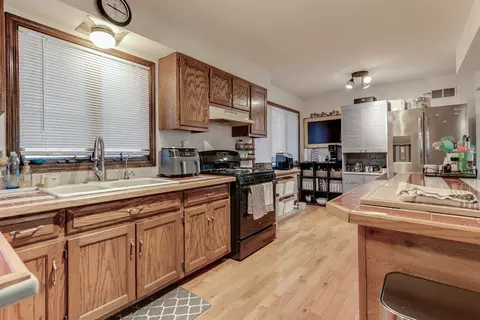 16320 S George Ct, Plainfield, IL 60586 photo 8