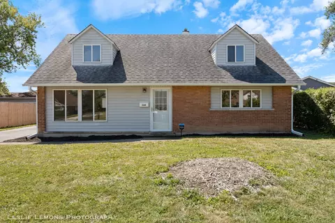 260 W Raye Dr, Chicago Heights, IL 60411