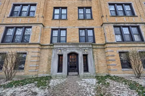 1849 W Lunt Ave #G, Chicago, IL 60626