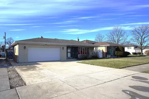 640 Muskegon Ave, Calumet City, IL 60409