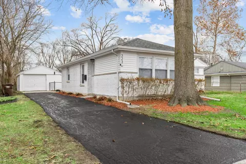 323 Sauk Trl, Park Forest, IL 60466