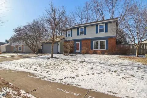 123 Encina Dr, Naperville, IL 60540