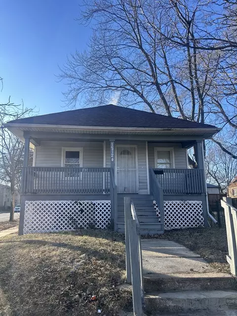 12124 S Edbrooke Ave, Chicago, IL 60628