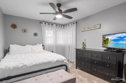 Bedroom - 543 67th Pl, Willowbrook, IL 60527 photo 3 of 3