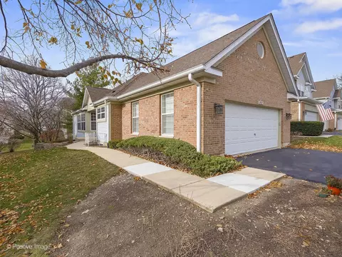 352 Cimarron Rd, Lombard, IL 60148 photo 27